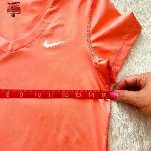 Nike Pro Coral Dri Fit V-Neck Short Sleeve Athletic Top Size M - Picture 13 of 13